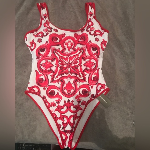 *SOLD!* NWT! Dolce & Gabbana Majolica print swimsuit. Size Small. - Picture 5 of 10